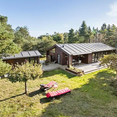 In With Sauna 度假居